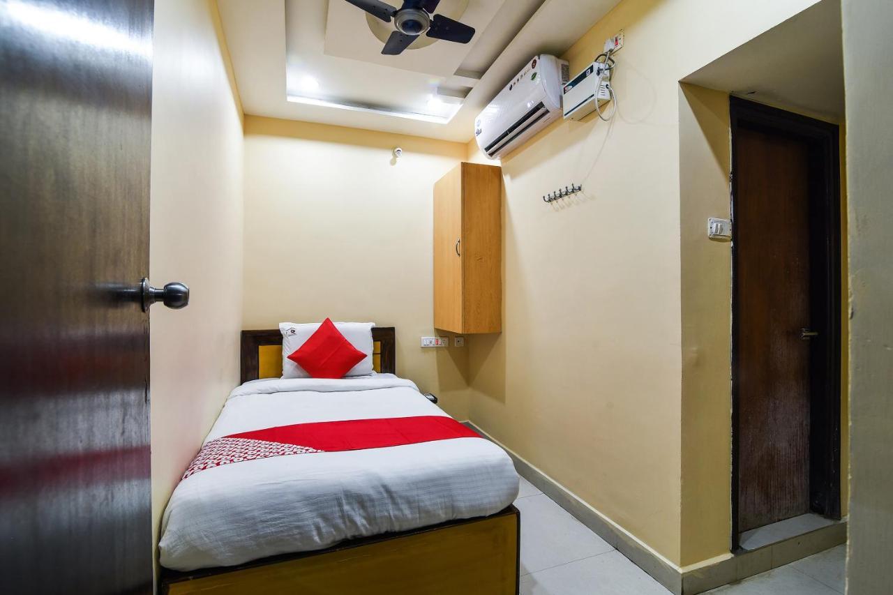 Ramesh Residency Hotel Anantapur Luaran gambar