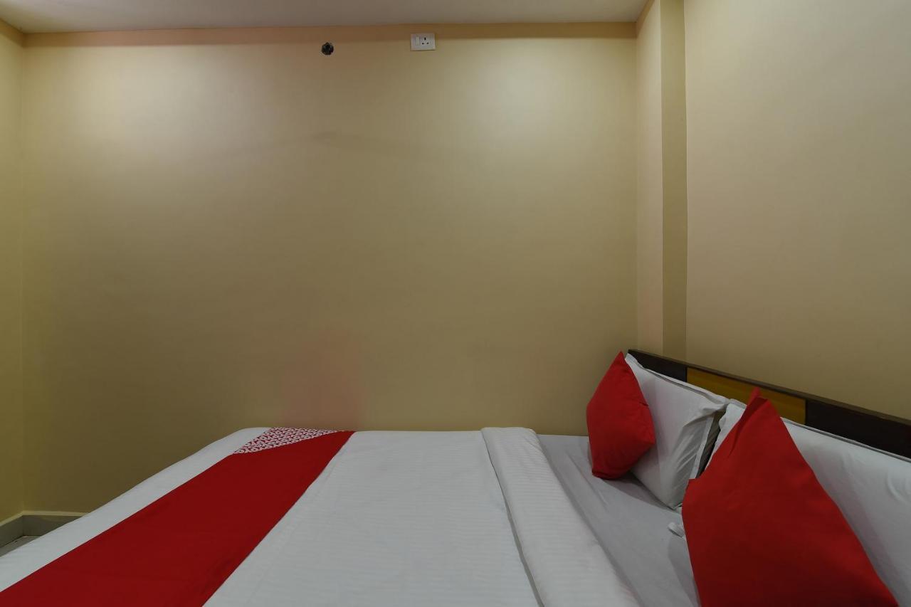 Ramesh Residency Hotel Anantapur Luaran gambar