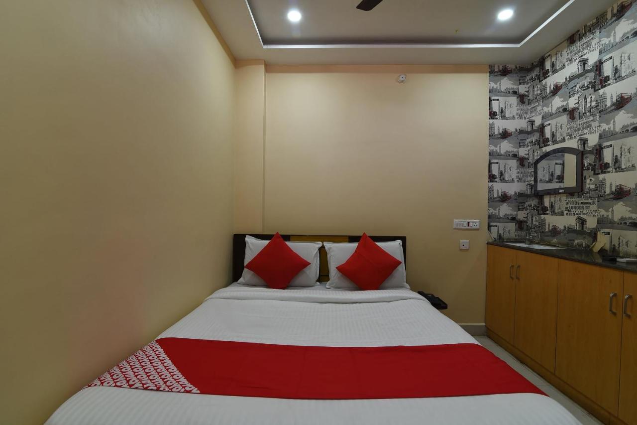 Ramesh Residency Hotel Anantapur Luaran gambar