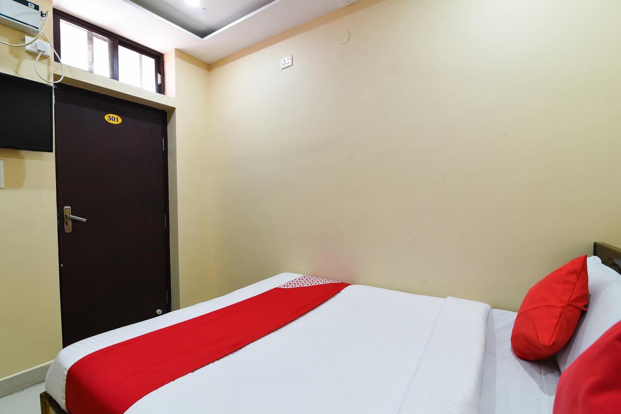 Ramesh Residency Hotel Anantapur Luaran gambar